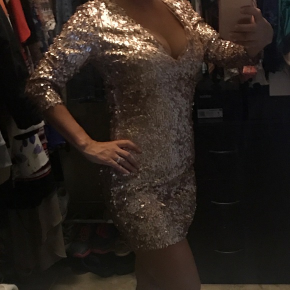 Blush sequence cocktail dress. - Picture 3 of 3